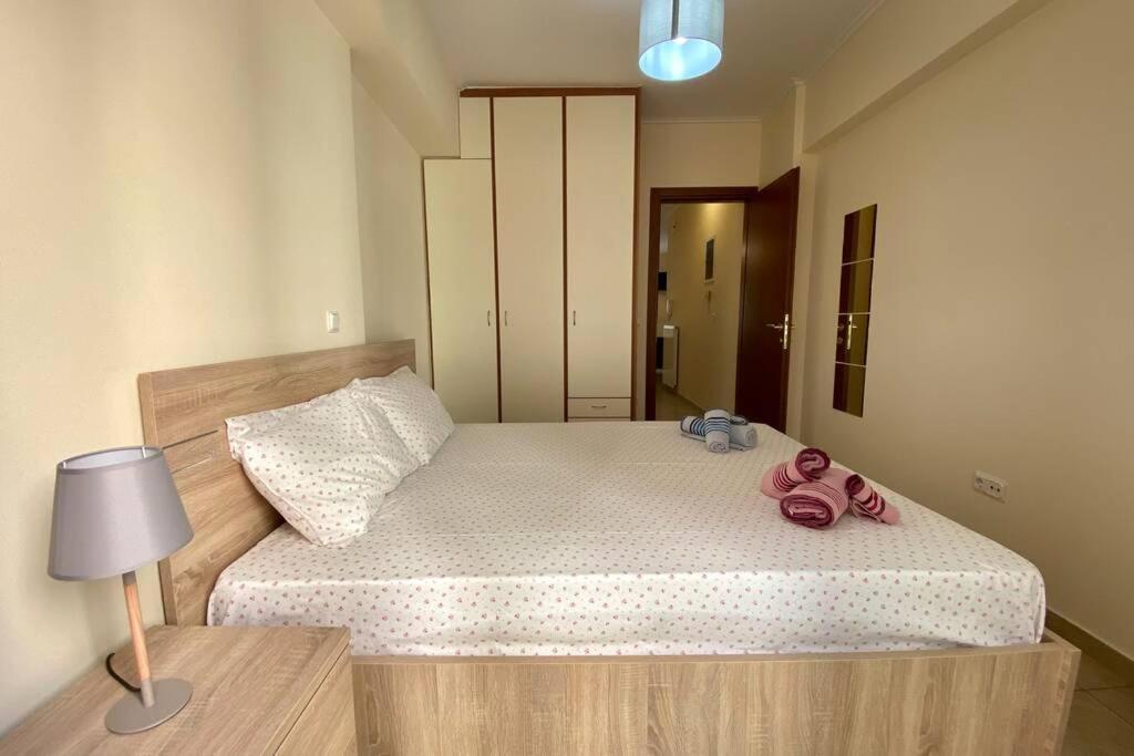 Nikitas' Apartment By The Tube Atena Exterior foto